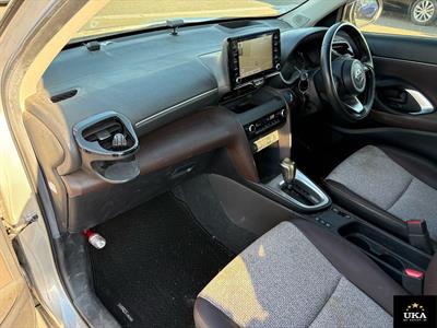 2021 Toyota Yaris - Thumbnail