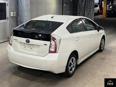 2012 Toyota Prius - Thumbnail