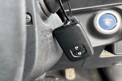 2014 Toyota Aqua - Thumbnail