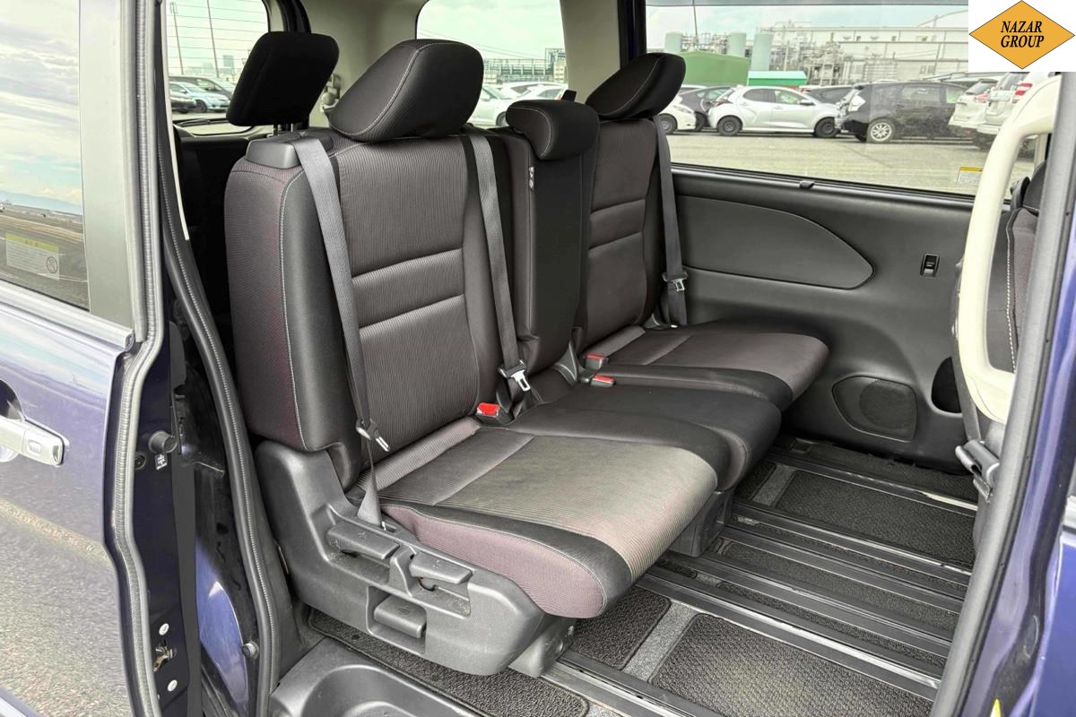 2017 Nissan Serena
