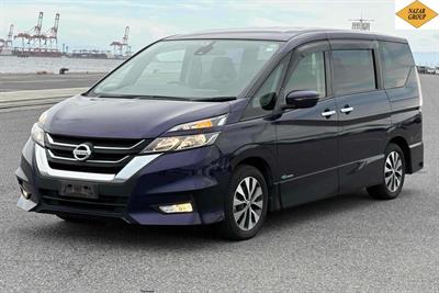 2017 Nissan Serena - Thumbnail