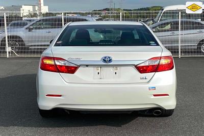 2014 Toyota Camry - Thumbnail