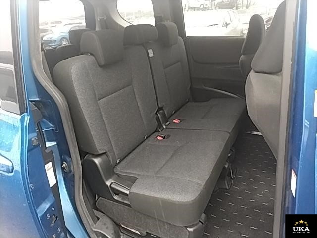 2015 Toyota Sienta