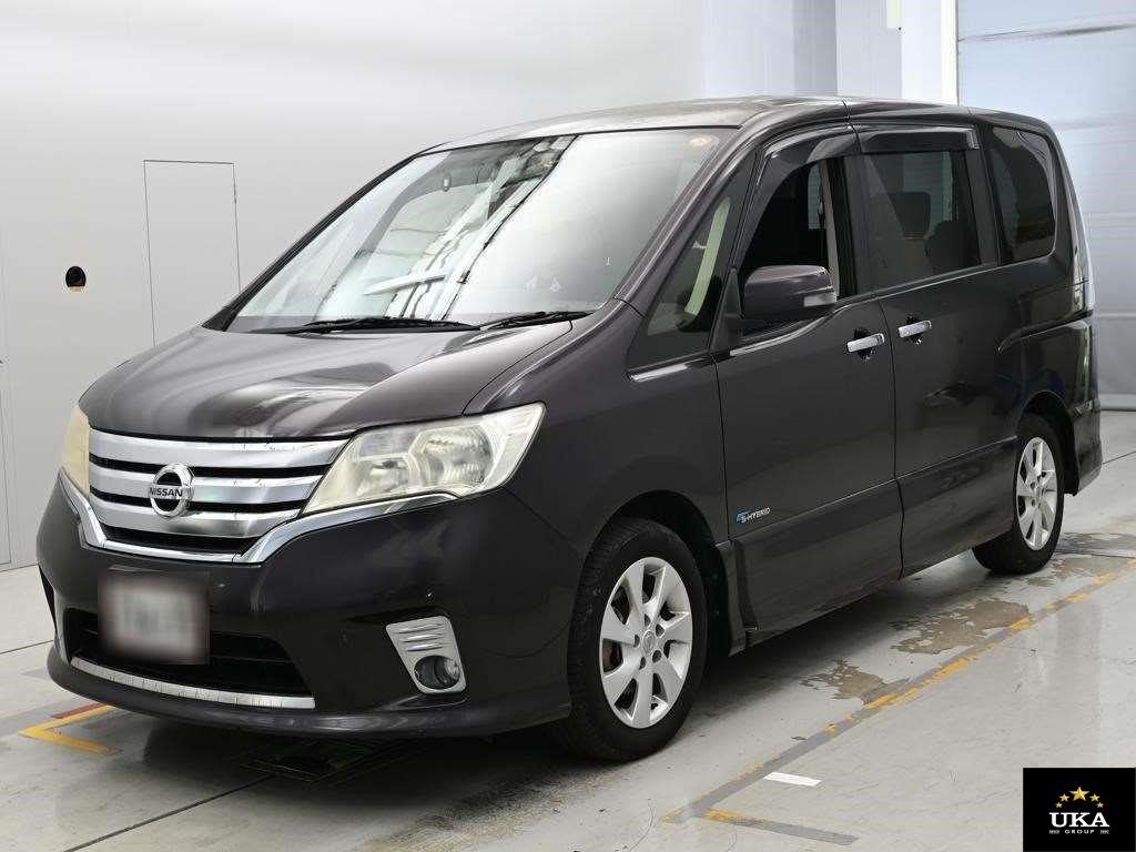 2013 Nissan Serena