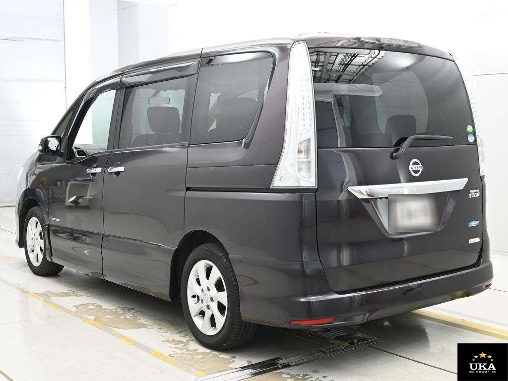 2013 Nissan Serena