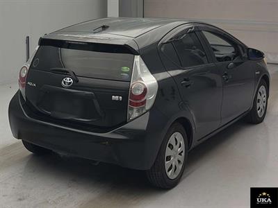 2013 Toyota Aqua - Thumbnail