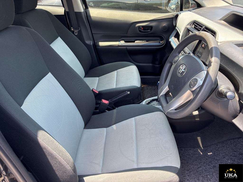 2013 Toyota Aqua