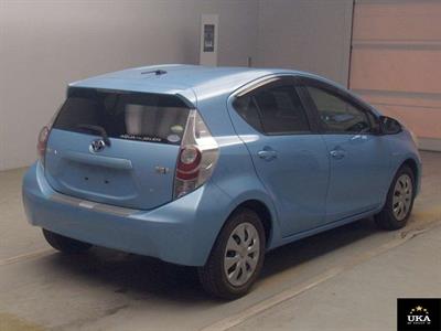 2012 Toyota Aqua - Thumbnail