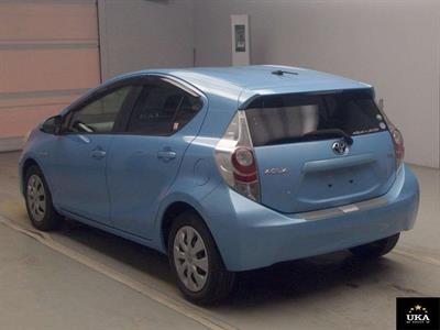 2012 Toyota Aqua - Thumbnail