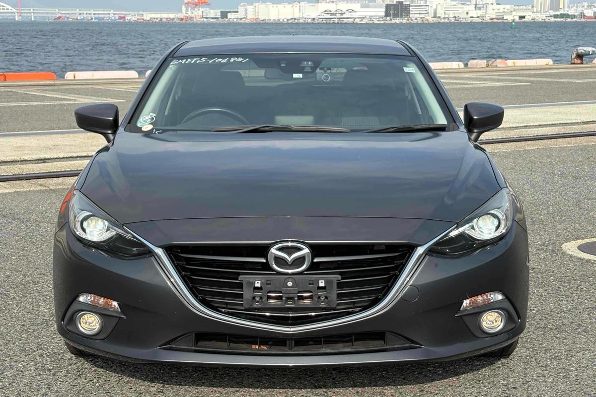 2014 Mazda Axela
