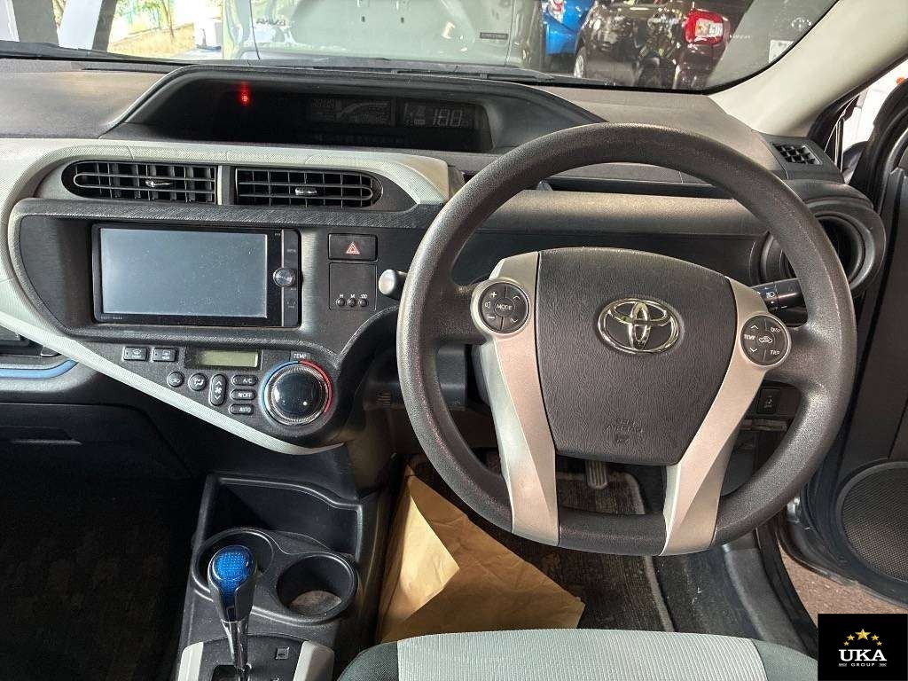 2013 Toyota Aqua