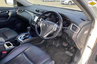 2015 Nissan X-Trail - Thumbnail