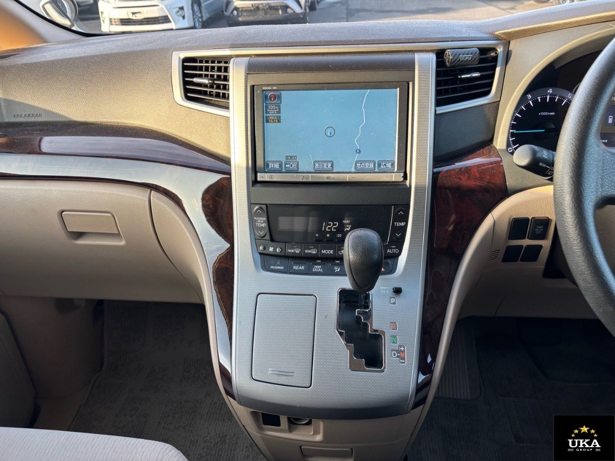 2012 Toyota Alphard
