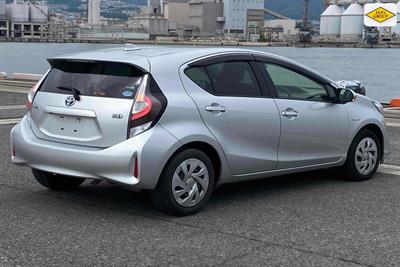 2019 Toyota Aqua - Thumbnail