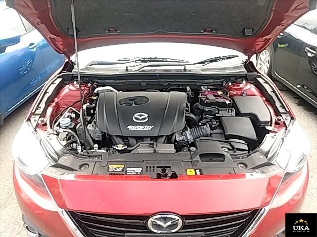 2014 Mazda Axela