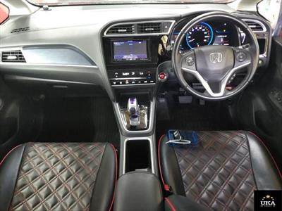 2015 Honda Shuttle - Thumbnail