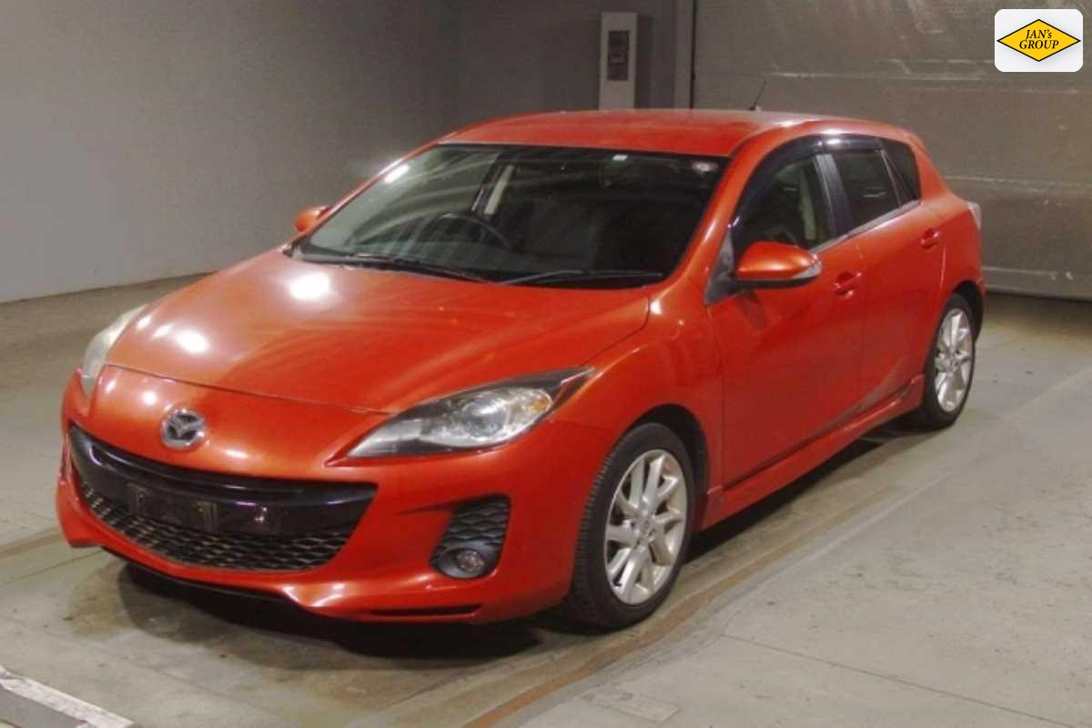 2012 Mazda Axela