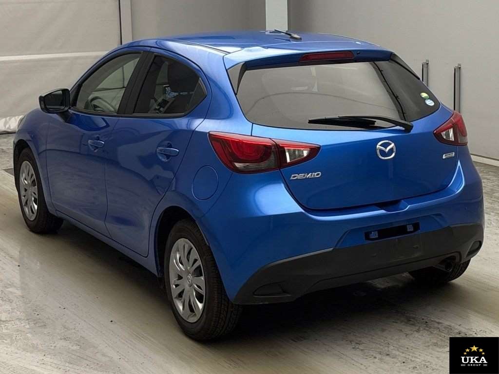 2016 Mazda Demio