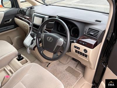 2012 Toyota Vellfire - Thumbnail