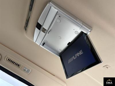 2012 Toyota Vellfire - Thumbnail