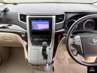 2012 Toyota Vellfire - Thumbnail