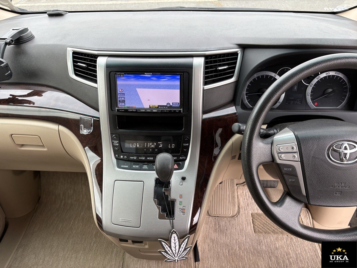 2012 Toyota Vellfire