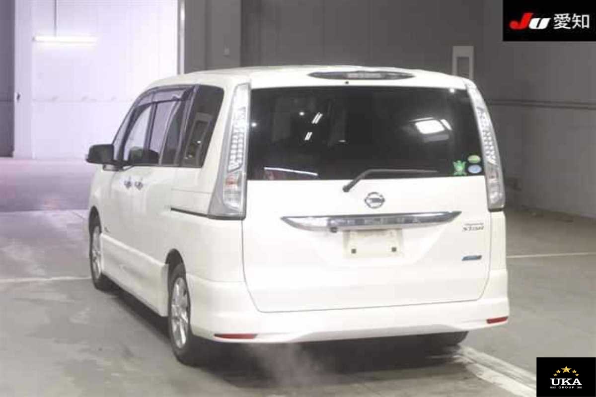 2013 Nissan Serena