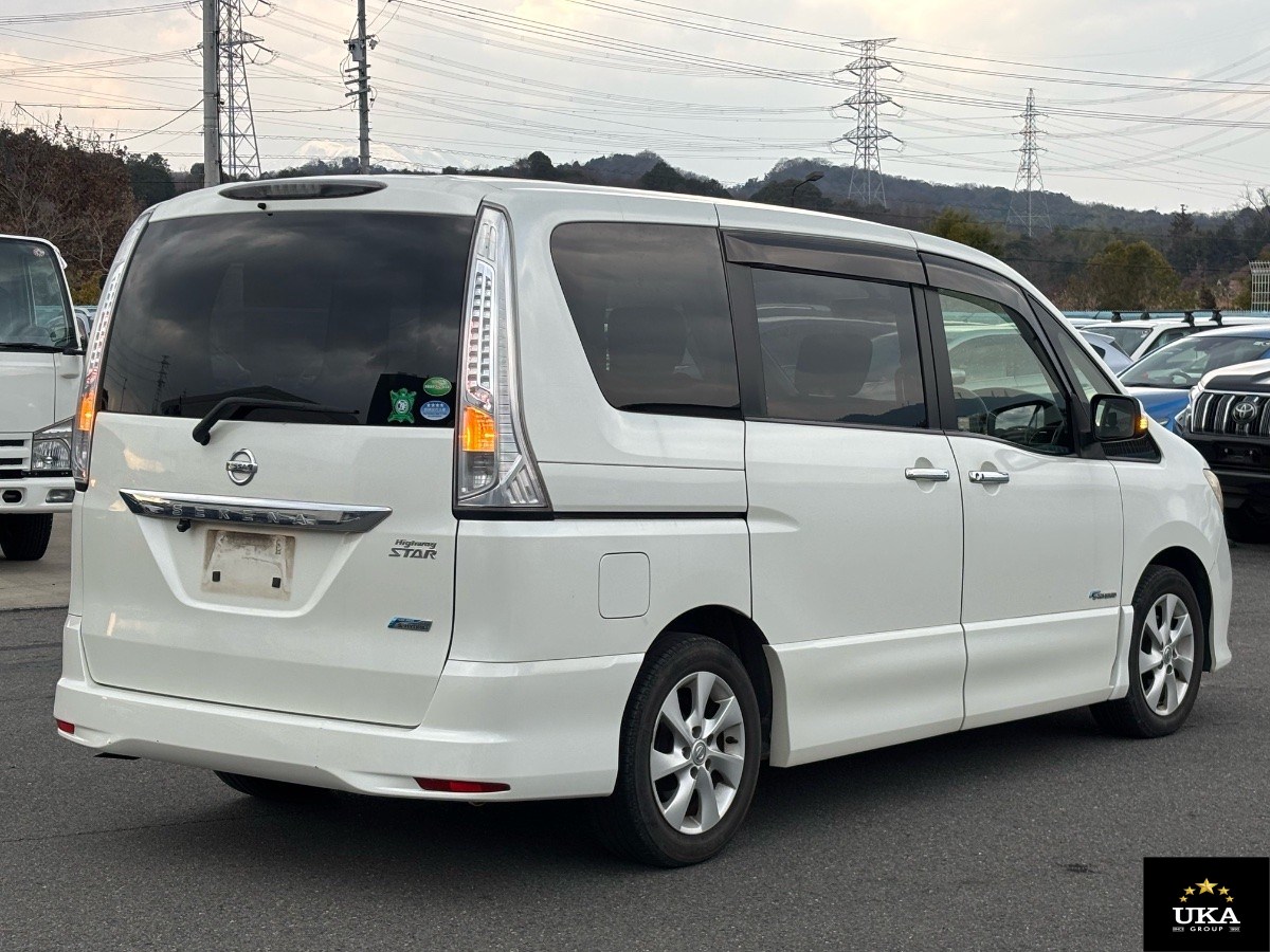 2013 Nissan Serena