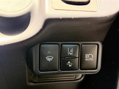 2018 Toyota Aqua - Thumbnail