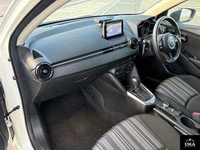 2020 Mazda 2 - Thumbnail