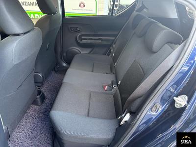 2017 Toyota Aqua - Thumbnail