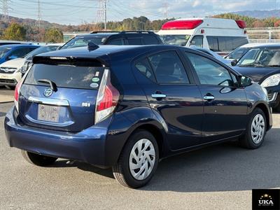 2017 Toyota Aqua - Thumbnail