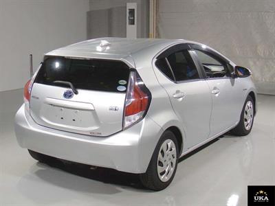 2015 Toyota Aqua - Thumbnail