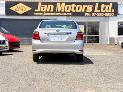 2016 Toyota Corolla - Thumbnail