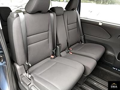 2017 Nissan Serena - Thumbnail