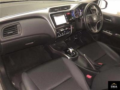 2015 Honda Grace - Thumbnail