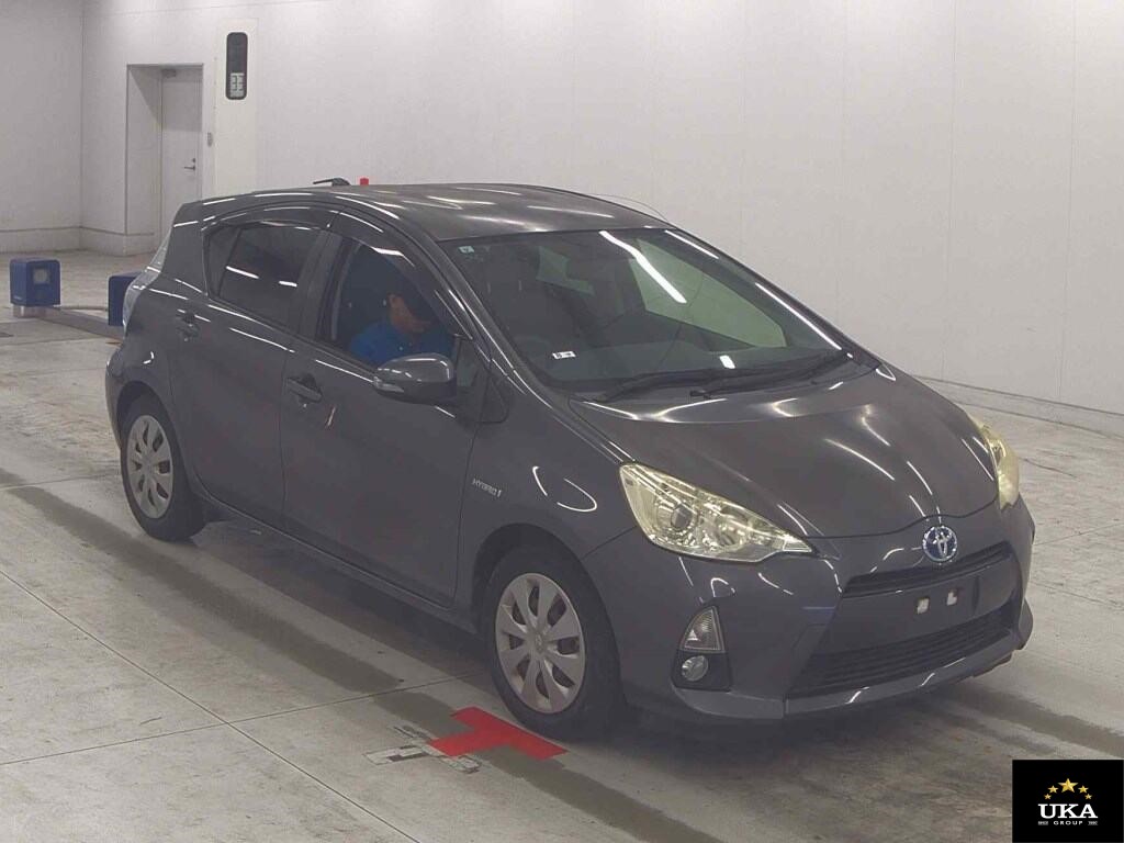2013 Toyota Aqua