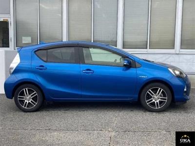 2013 Toyota Aqua - Thumbnail