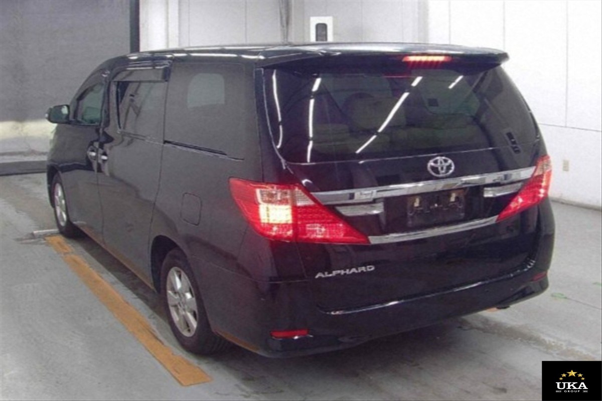 2014 Toyota Alphard