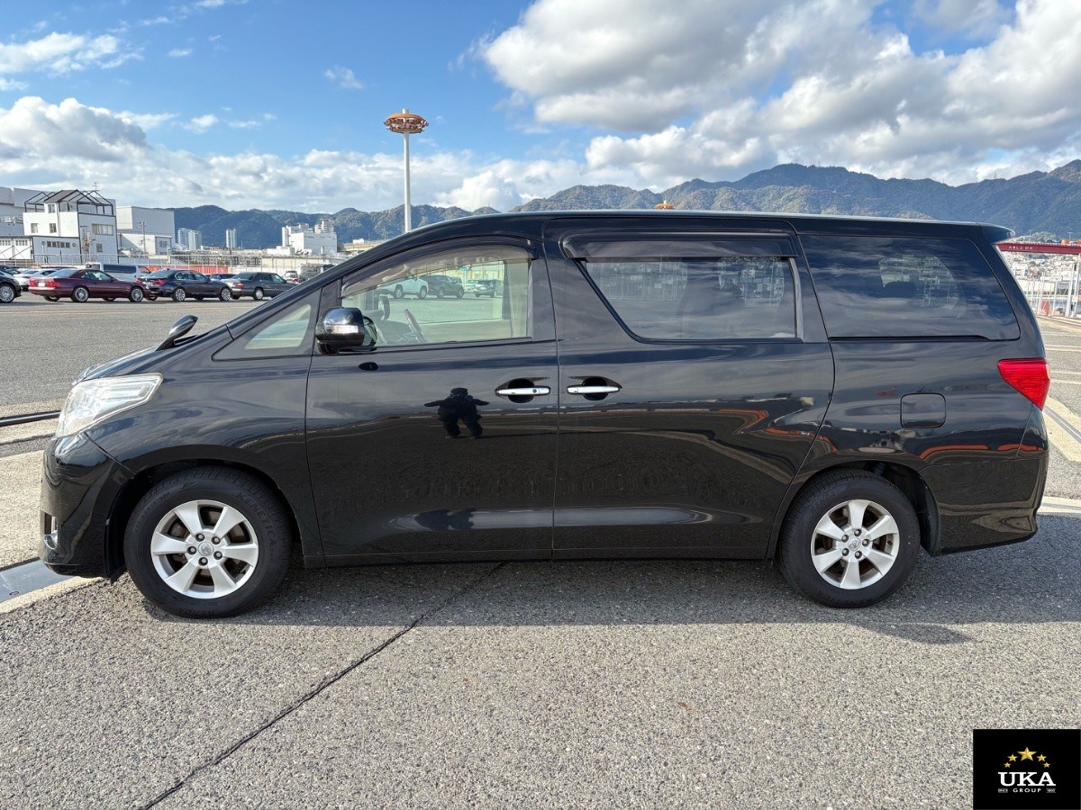 2014 Toyota Alphard