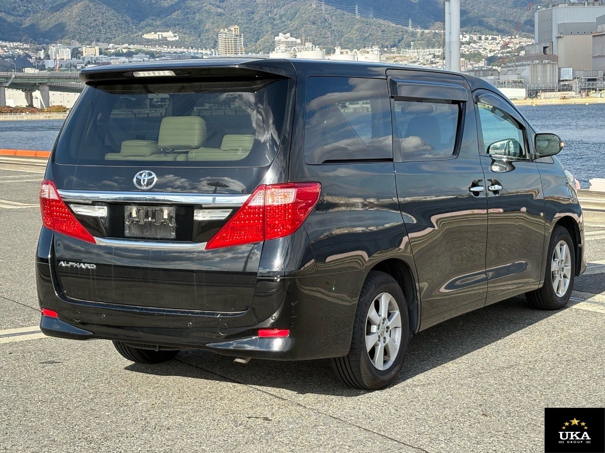2014 Toyota Alphard