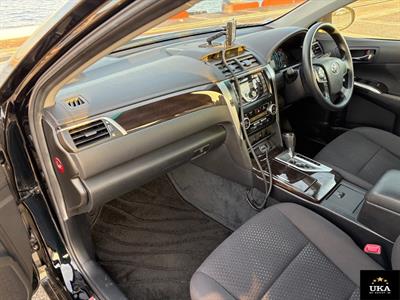 2014 Toyota Camry - Thumbnail