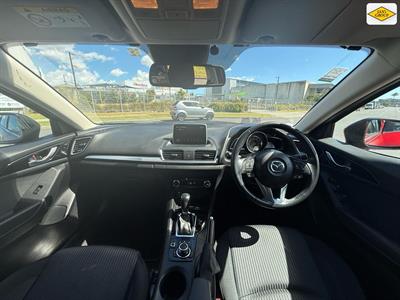 2016 Mazda Axela - Thumbnail