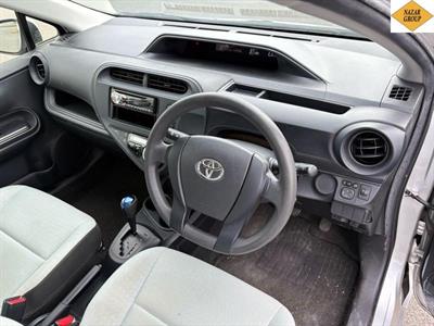 2019 Toyota Aqua - Thumbnail