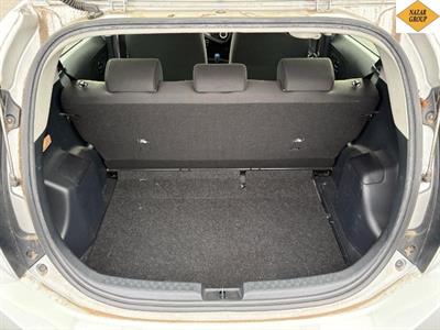 2019 Toyota Aqua - Thumbnail