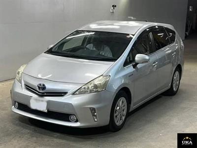 2013 Toyota Prius - Thumbnail