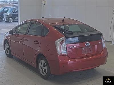 2013 Toyota Prius - Thumbnail
