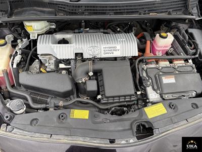 2013 Toyota Prius - Thumbnail