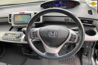 2012 Honda Freed - Thumbnail