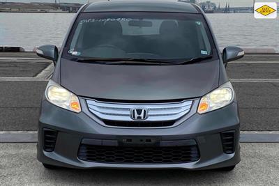 2012 Honda Freed - Thumbnail